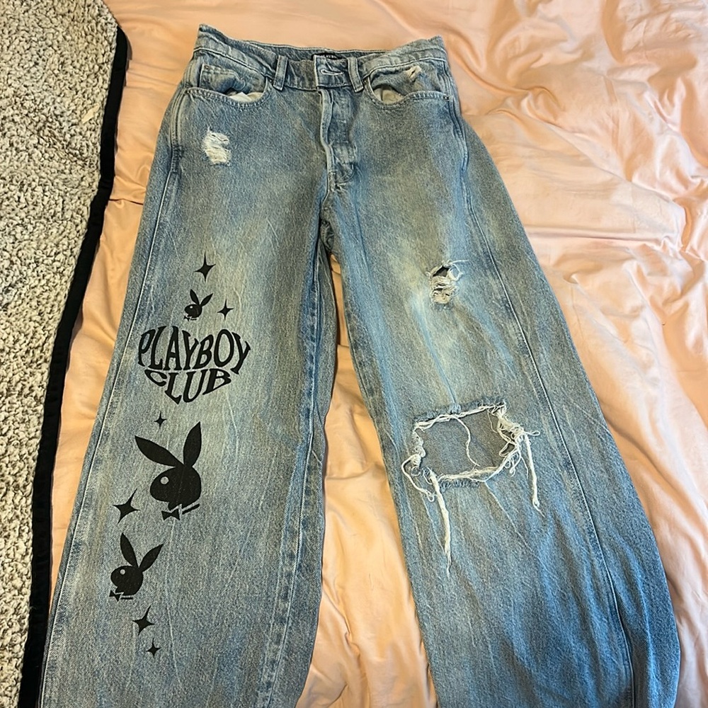 PLAYBOY PACSUN, exclusive decoration